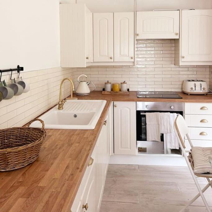Вилла Relaxing Retreat Near Norfolk Broads Норвич Экстерьер фото